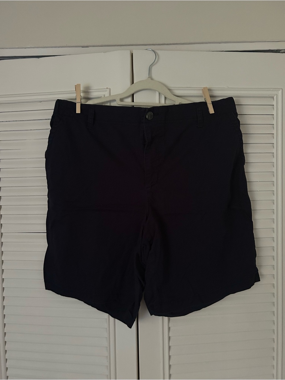 Old Navy Women's Navy Bermuda Shorts